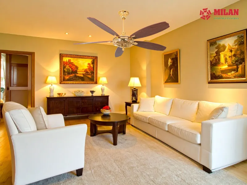 Quạt trần mạ vàng FY961 dành riêng cho không gian đẳng cấp.